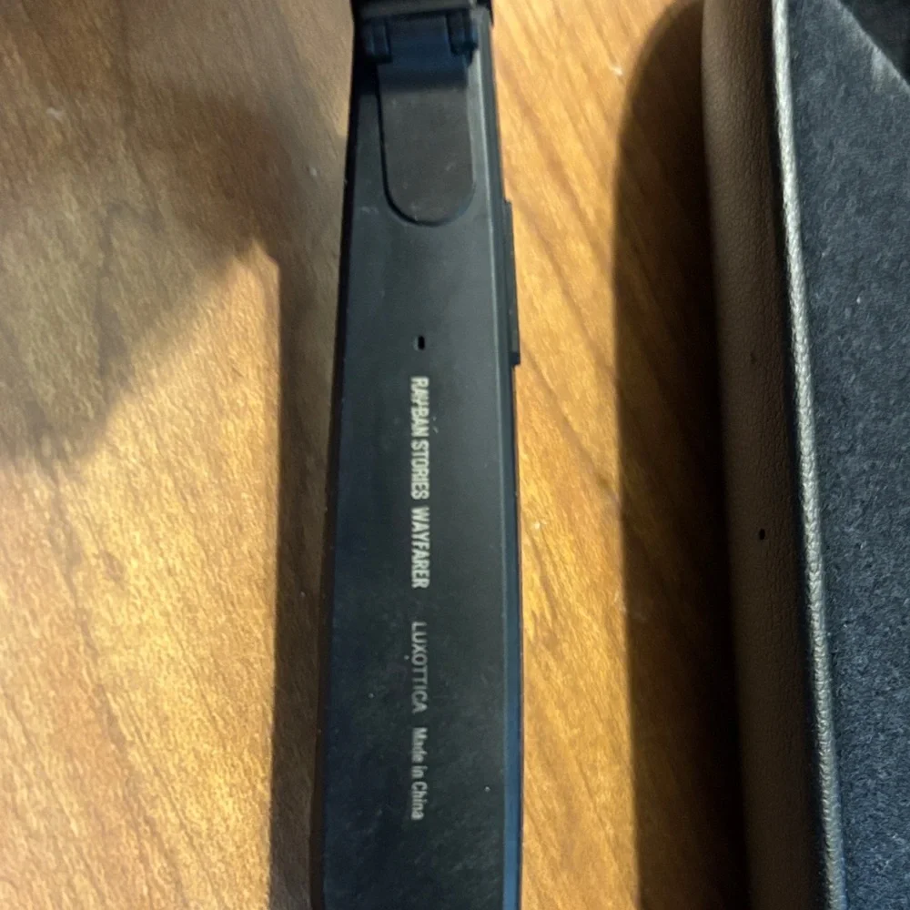 Ray-Ban Smart Glasses - Black